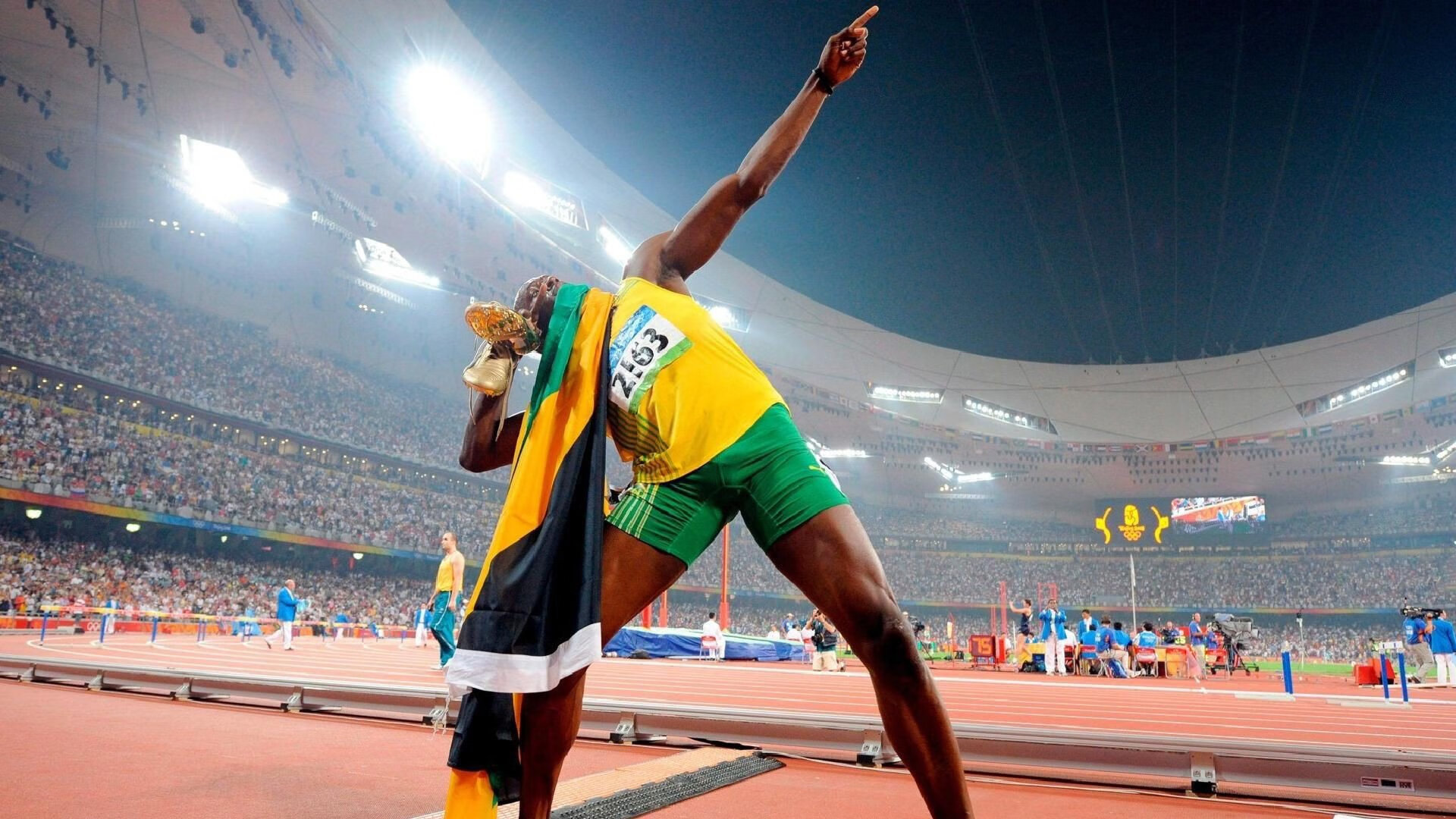 电竞记者专访带来更多一手信息分析深入，电竞新闻报道